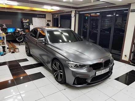 BMW 320d 에이버리 사틴 다크 그레이 전체 랩핑 - 강남 익스트림랩 / 강남,개포,서초