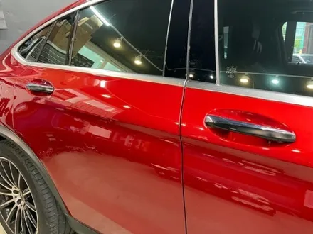 벤츠 GLC 350d 쿠페 \'화이트 펄\' 전체 랩핑 - 서초 랩핑샵 - GLC쿠페 랩핑 / 강남,개포,서초