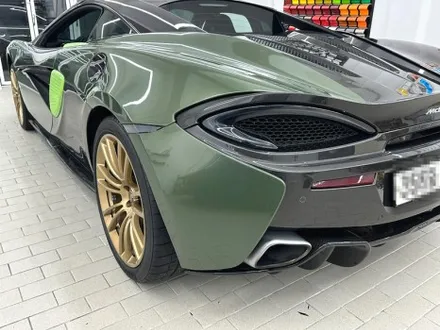맥라렌 570s 고광택 디스트릭트 그린 전체랩핑 슈퍼카랩핑 / 강남,개포,서초