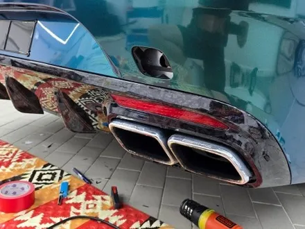 벤츠 S63 AMG 쿠페 로얄 그린 전체 풀랩핑, 전체 크롬 죽이기, 포지드 카본 포인트 랩핑 PPF 보호필름 시공 / 서울 강남