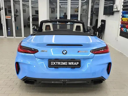 BMW Z4 m40i 강남 자동차 전체 랩핑 고광택 캔디 블루 / 서울 강남