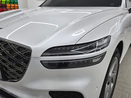 제네시스 GV70 고광택 유광 펄화이트 전체 랩핑, 용산 랩핑샵 / 서울 강남