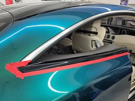 벤츠 S63 AMG 쿠페 로얄 그린 전체 풀랩핑, 전체 크롬 죽이기, 포지드 카본 포인트 랩핑 PPF 보호필름 시공 / 서울 강남