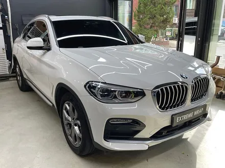 BMW X4 \'사틴 다크 바솔트\' 전체 랩핑 - 자동차 랩핑 비용 / 강남,개포,서초