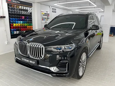 BMW X7 고광택 차량 전체 랩핑 - LB \'탄자나이트 블루\' / 강남,개포,서초