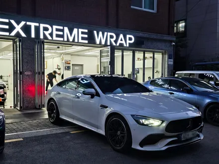 벤츠 AMG GT43 AMG 전체 크롬 죽이기, 루프 스킨으로 더욱 포스 있게!! 고광택 유광 블랙 / 서울 강남