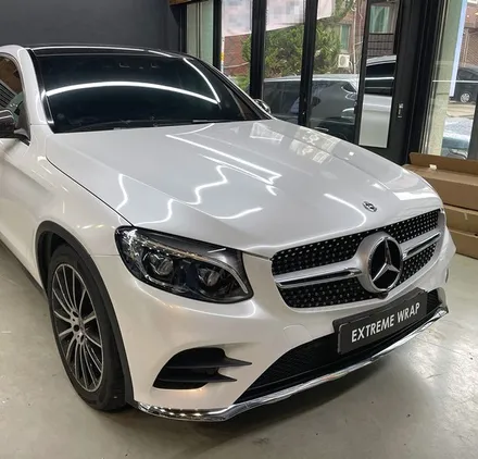 벤츠 GLC 350d 쿠페 \'화이트 펄\' 전체 랩핑 - 서초 랩핑샵 - GLC쿠페 랩핑 / 강남,개포,서초