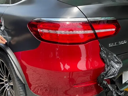 벤츠 GLC 350d 쿠페 \'화이트 펄\' 전체 랩핑 - 서초 랩핑샵 - GLC쿠페 랩핑 / 강남,개포,서초