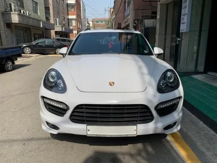 포르쉐 카이엔 GTS 시멘트 그레이 전체 랩핑 - 포르쉐 랩핑 - 강남 차량랩핑 / 강남,개포,서초
