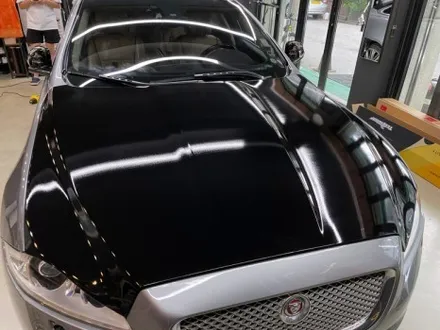 재규어 XJ 3M 2080 \'유광 블랙\' 전체랩핑 - 자동차 랩핑 / 강남,개포,서초