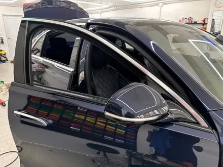 벤츠 신형 S63 AMG 크롬 죽이기, 부분 랩핑으로 달라진 차량 분위기 / 서울 강남