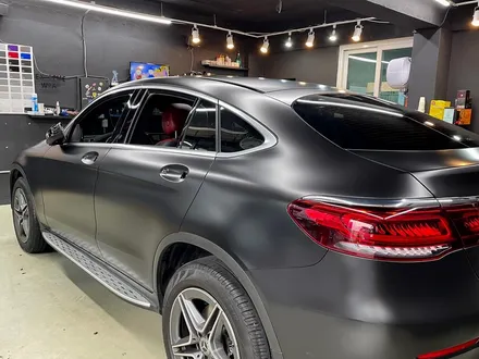 벤츠 GLC 300e 사틴 블랙 전체 랩핑 - 자동차 랩핑 - 벤츠 래핑 / 강남,개포,서초