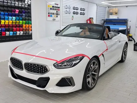 BMW Z4 m40i 강남 자동차 전체 랩핑 고광택 캔디 블루 / 서울 강남