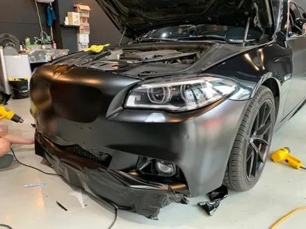 BMW 550d 사틴 블랙&카본 전체 랩핑 - 카본 실내 랩핑 - 강남 랩핑 익스트림 랩 / 강남,개포,서초