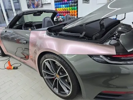 포르쉐 911 카레라 카브리올레 전체 랩핑, 프로즌 베리 컬러 시공기｜강남 랩핑샵 / 서울 강남