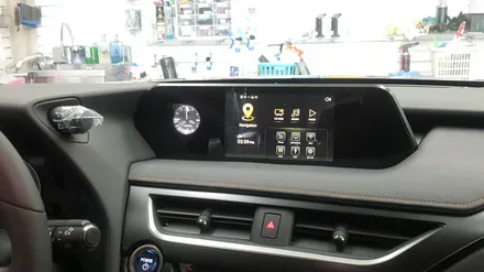 i♥오토인 요즘 대세 도시형 SUV UX250h 베리 굿~ 가성비 좋은 패키지 아이템도 베리 굿~
