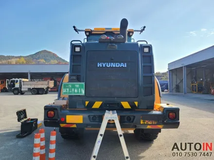 i♥오토인 한국고속도로공사 로우더 차량 / 사람 인식 센서 기능 4채널 어라운드뷰 시스템 출장 장착 작업