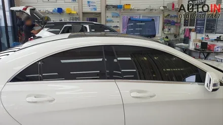 i♥오토인 2015 벤츠 CLA 200D 썬팅 재시공 (레인보우 i90 블랙 + 폴리스파이더 매트 장착