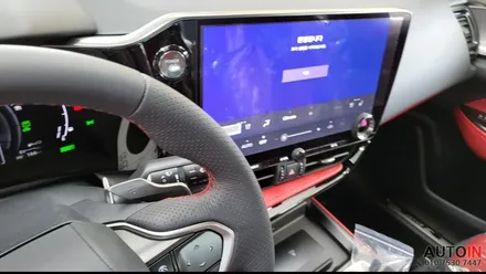 i♥오토인 2023 렉서스 NX450h+ Sport 신차패키지 / 레인보우 i90 블랙 썬팅 + 트렁크 바닥 퀼팅매트 외