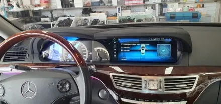i♥오토인 2008년식 벤츠 S550 계기판 일체형 안드로이드올인원 장착 및 엠비언트 라이트 튜닝하러 대전으로 출발