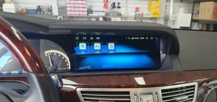 i♥오토인 2008년식 벤츠 S550 계기판 일체형 안드로이드올인원 장착 및 엠비언트 라이트 튜닝하러 대전으로 출발