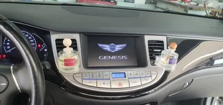 제네시스 BH380 정품 아이나비3D가 내장된 안드로이드 올인원 카인원(CAR IN ONE) 과 순정 DIS연동 작업
