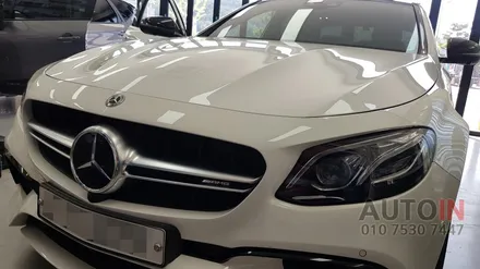 i♥오토인 벤츠 E63 AMG 터치패널 이식 및 안드로이드 셋탑 모토로이드 장착 벤츠 순정 AV 튜닝 차에서 배틀그라운드 보는 방법
