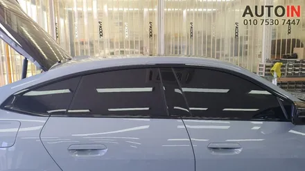 i♥오토인 BMW i4 M50 신차 패키지 / 신차 검수 + 레이노 F95 썬팅 + 아이나비 블랙박스 & 보조 배터리 장착
