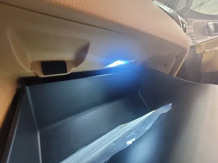부산 해운대 기장 광안동 신형 쏘렌토 하이브리드 신차패키지 신차검수 썬팅 RGB엠비언트라이트 차량보호필름 유리막코팅 서비스 / 부산, 기장
