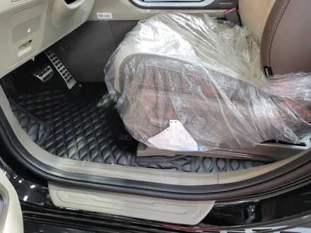 부산 카니발 신차패키지 튜닝 요트바닥 바닥매트 LED사이드스텝 에어댐 카니발전문점 / 부산, 기장