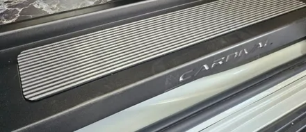 부산 카니발 튜닝 도어스커프 추천 스크래치 걱정 없는 발판 / 부산, 기장