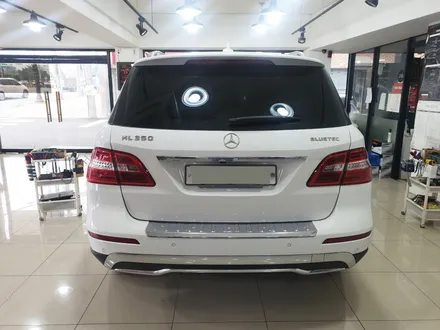 벤츠ML 안드로이드 올인원 네비매립