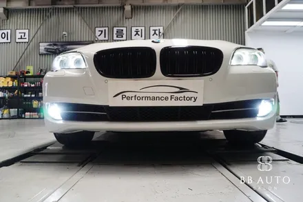 부산 BMW F10 5시리즈 LED안개등 무빙도어스커프 브레이크오일 교체