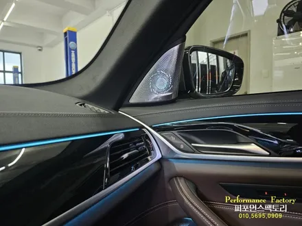 BMW G30 엠비언트 무드등 회오리커버 바우어앤윌킨스 젠틀맨 순정스위치 피에조부저 비프음 작업 후기