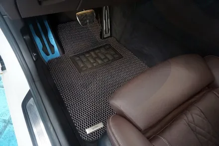 BMW 5시리즈 G30 폴리 스파이더 매트 시공