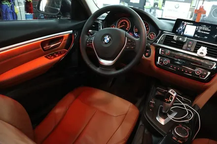부산BMW F30 320i,  센터엠비언트 엠비언트라이트 시공