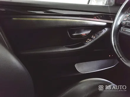 BMW 엠비언트라이트맛집 칩교환시공으로 더욱밝게!