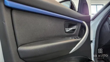 부산 BMW F30 3시리즈 가변엠비언트 및 6WB LCD계기판 핸들열선활성화