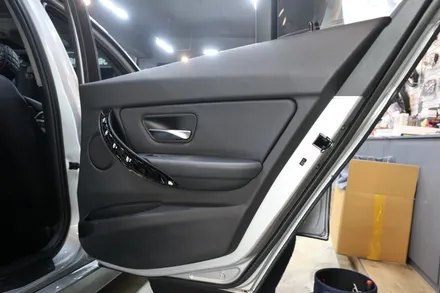 부산 BMW F30 320d 엠비언트 시공