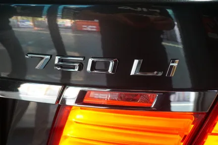 부산BMW 750Li  나도, 오늘부터는 화이트 엔젤아이 링마커!