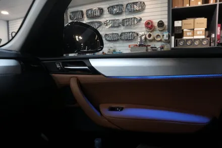 부산BMW F26 X4 필수템 가변엠비언트 드루와 드루와