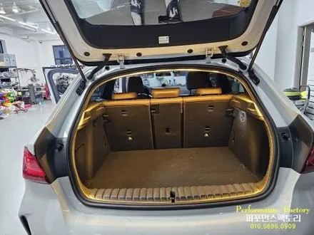 BMW 135i 1시리즈 트렁크 도어 식빵등 LED 무드등 바 시공 튜닝