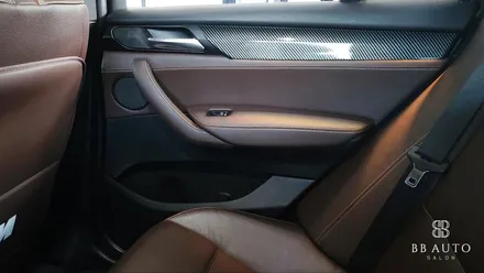 BMW X4 가변엠비언트 및 부산엔진오일교환