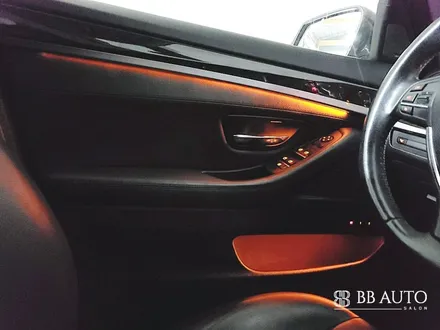 BMW 엠비언트라이트맛집 칩교환시공으로 더욱밝게!