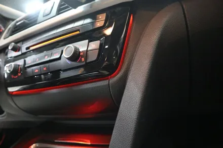 부산BMW F30 320d M핸들장착 센터엠비언트 공조기엠비언트