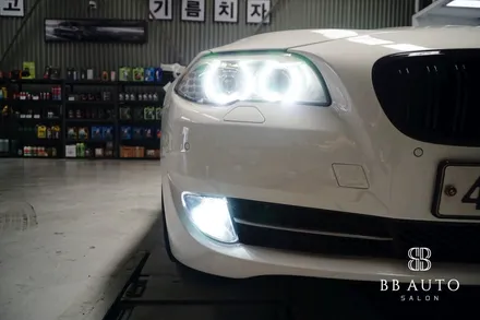 부산 BMW F10 5시리즈 LED안개등 무빙도어스커프 브레이크오일 교체