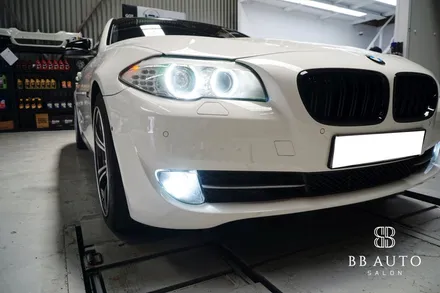 부산 BMW F10 5시리즈 LED안개등 무빙도어스커프 브레이크오일 교체