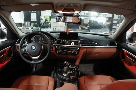 부산BMW F30 320i,  센터엠비언트 엠비언트라이트 시공