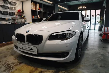 BMW F10 520d 엠비언트 로고등 문제없어요!