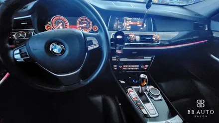 BMW 5GT 순정형 엠비언트시공으로 예쁘고 안전하게!